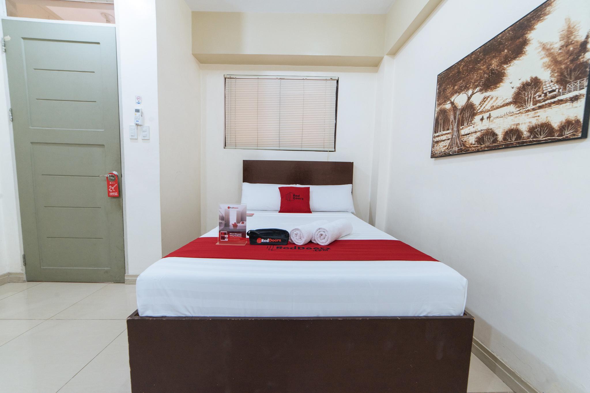 Hotel Reddoorz Near Pasay Taft Exterior foto