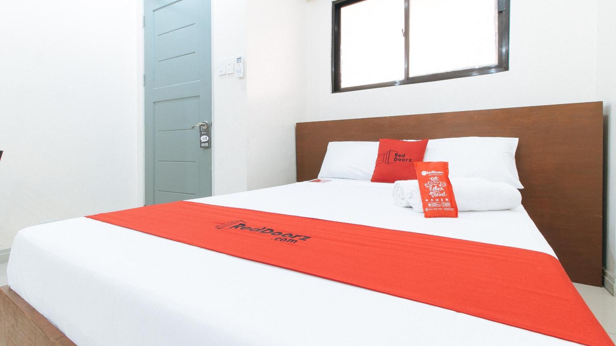 Hotel Reddoorz Near Pasay Taft Exterior foto