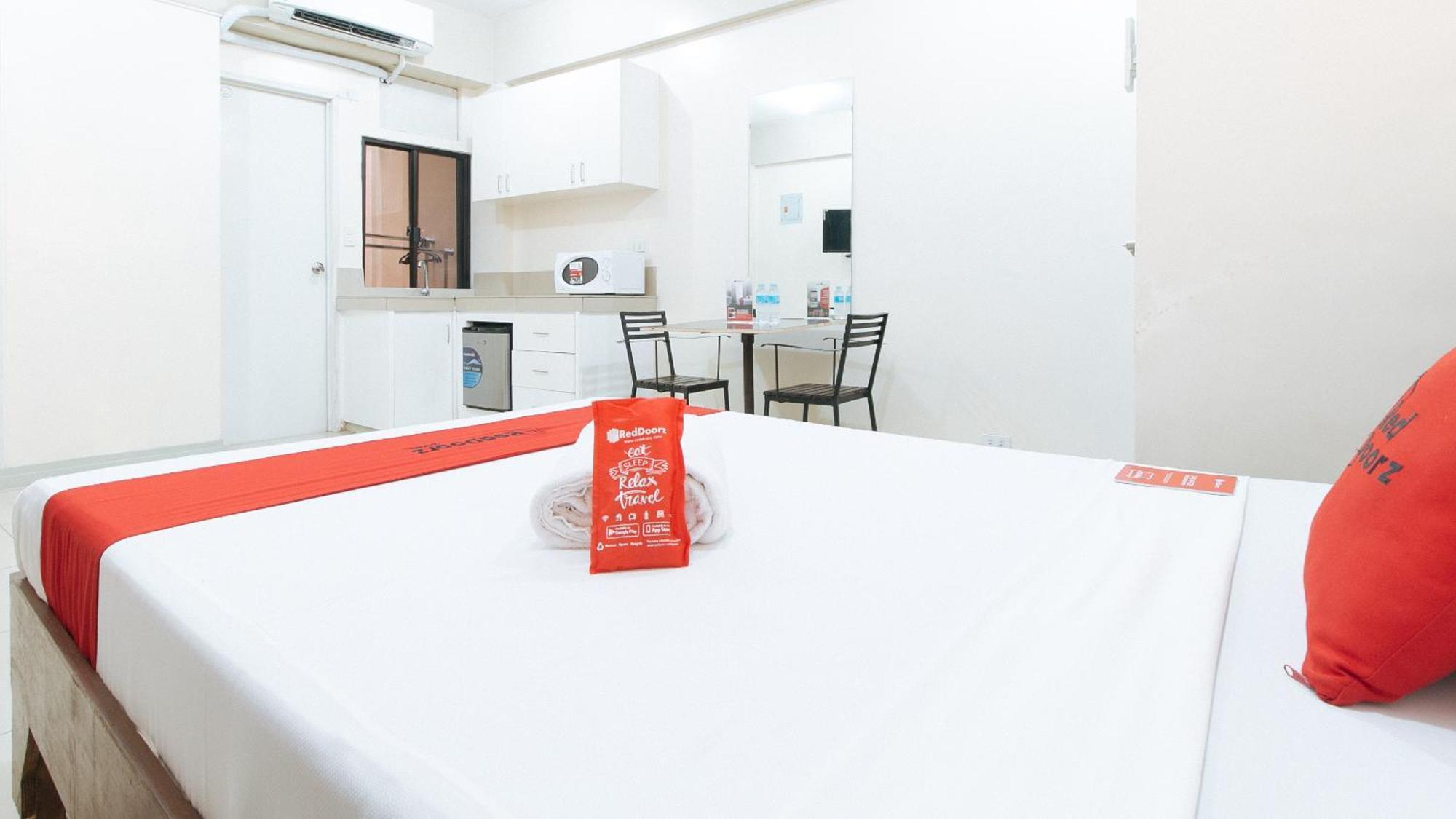 Hotel Reddoorz Near Pasay Taft Exterior foto