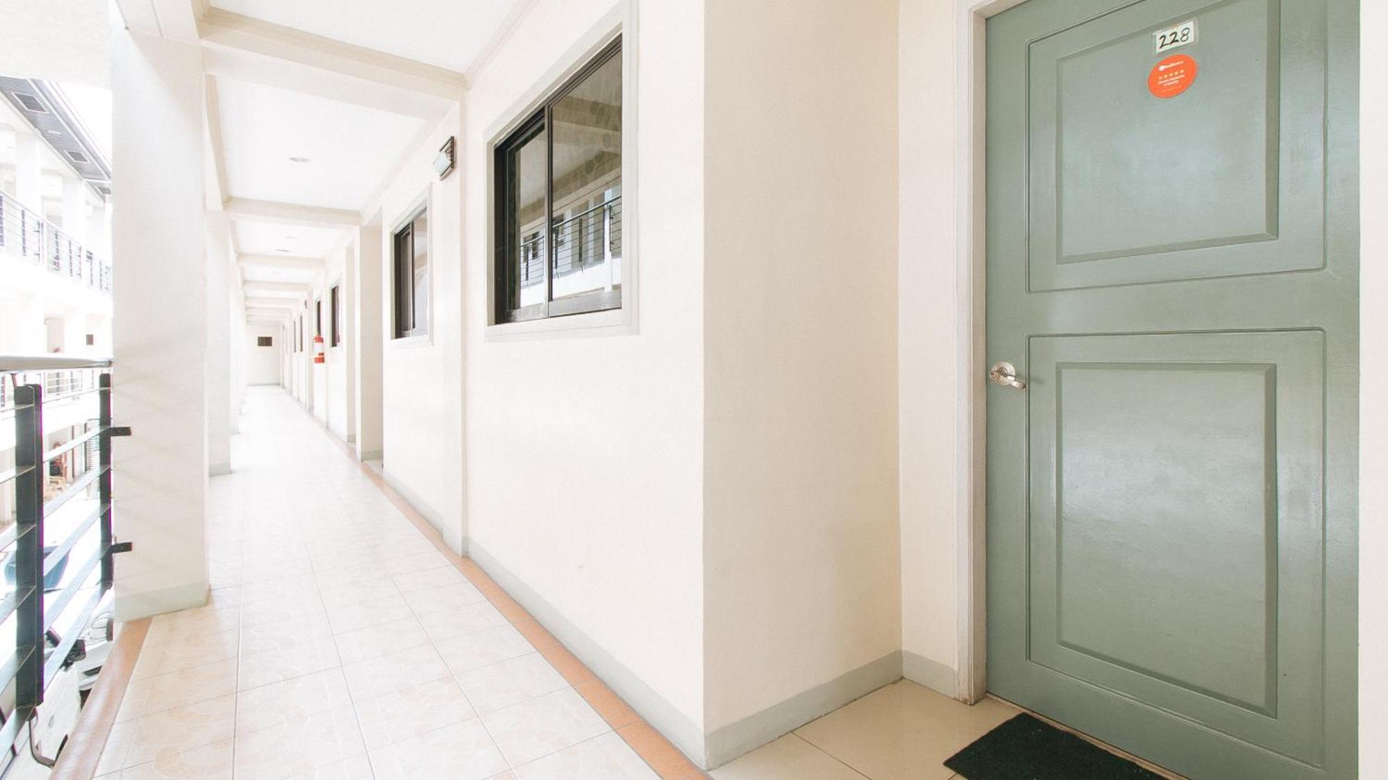 Hotel Reddoorz Near Pasay Taft Exterior foto